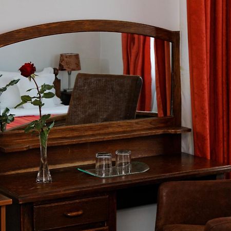 Pension Stejeris Brasov Phòng bức ảnh