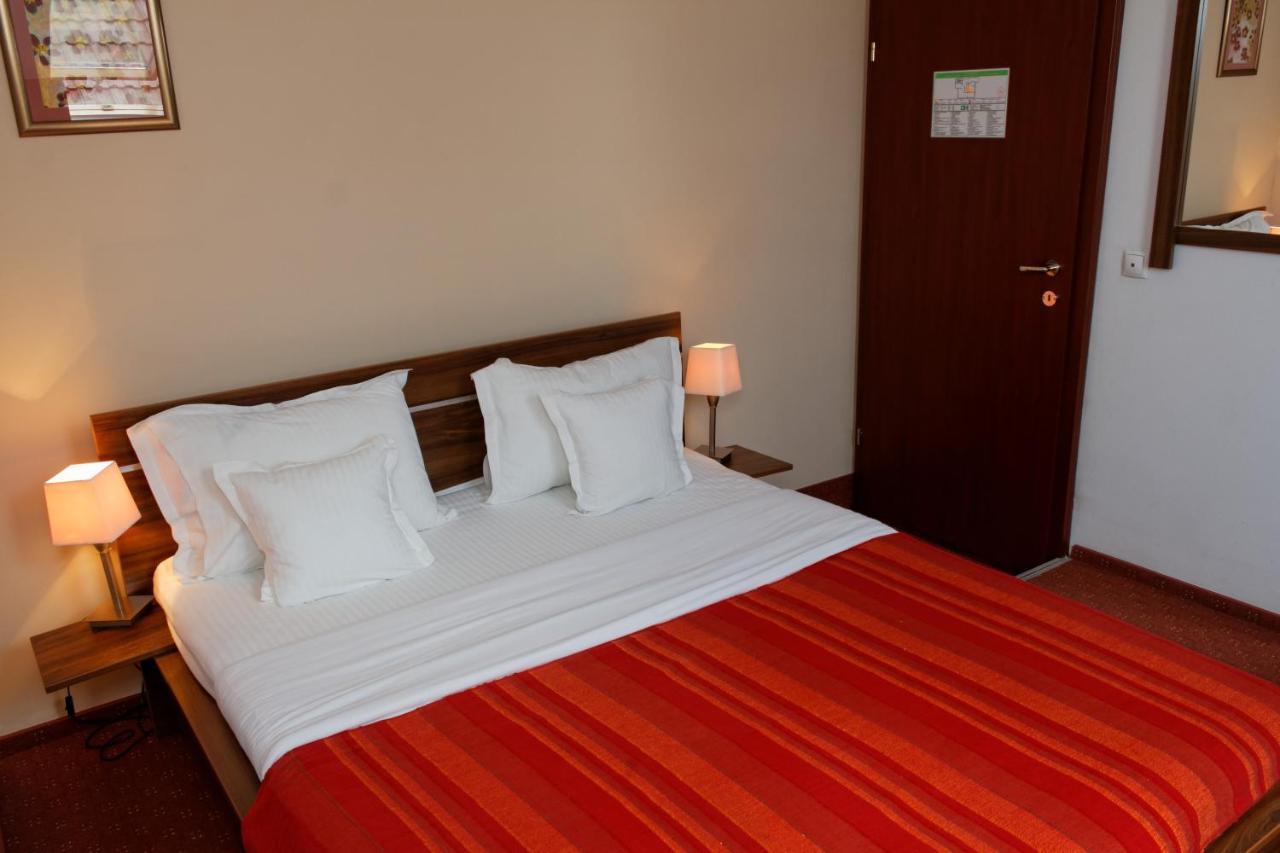 Pension Stejeris Brasov Phòng bức ảnh